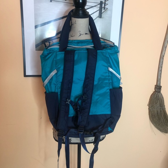 Patagonia Handbags - 💚Patagonia travel backpack tote